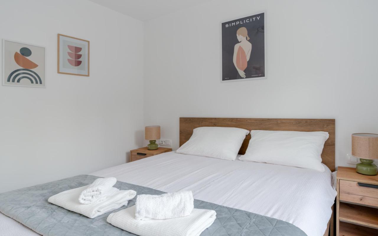 Number One Apartments Vir Εξωτερικό φωτογραφία